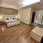 Monte Lirio Hotel 4*
