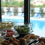 Monte Lirio Hotel