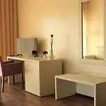 Monte Lírio Hotel