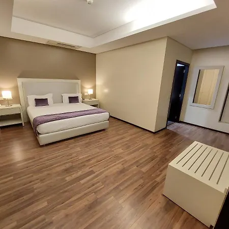 Monte Lírio Hotel 4*