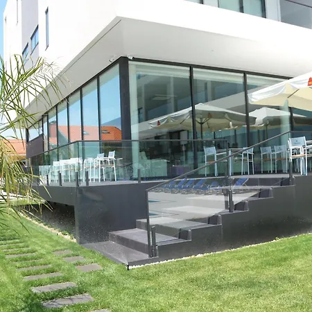Hotel Monte Lírio 4*
