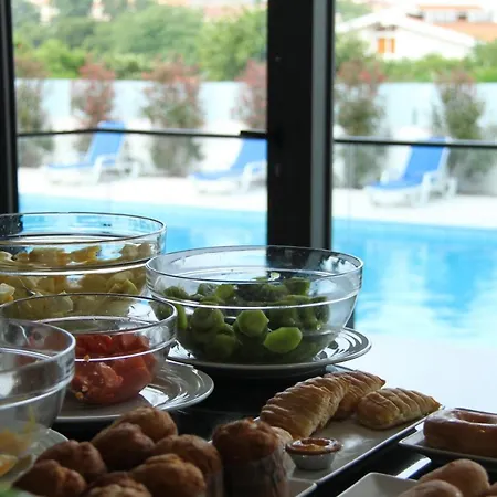 Monte Lírio Hotel