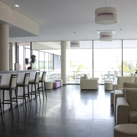 Otel Monte Lirio