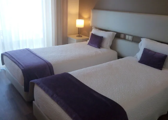 Hotel Monte Lírio 4*