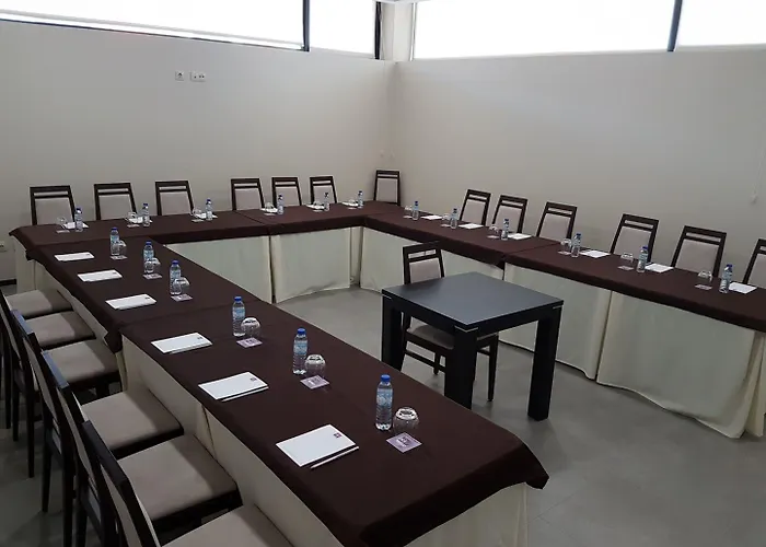 Hotel Monte Lírio 4*