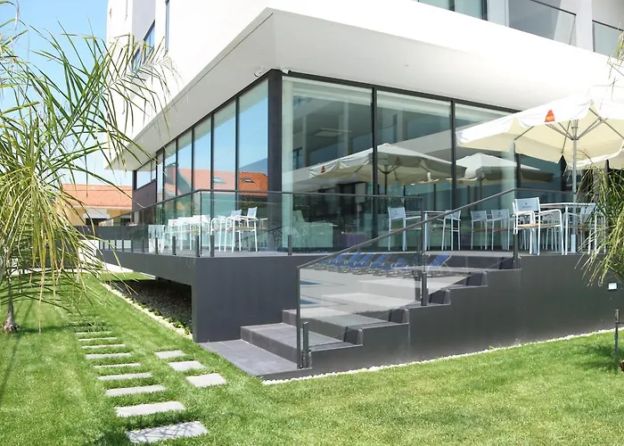 Hotel Monte Lírio 4*